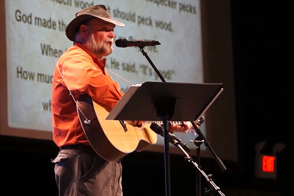 Buddy Davis in Concert