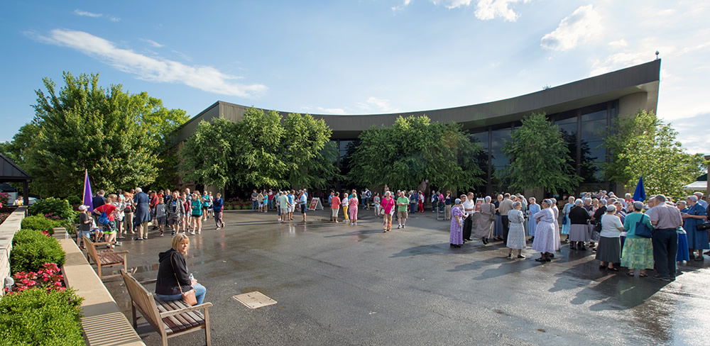 Creation Museum Grand Plaza with Guests